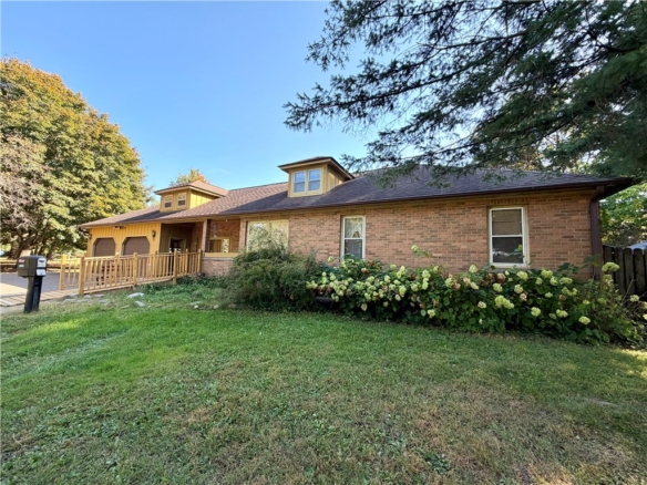 Residentialhouse for sale picture with an address of  1415 Kennedy Road in Chippewa Falls and a list price of 315000