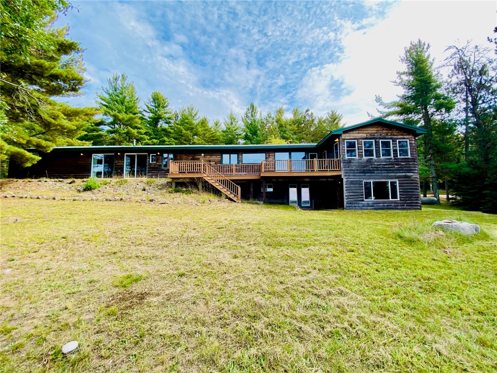 Residentialhouse for sale picture with an address of  15943 Crystal Lake Rd  in Gordon and a list price of 525000