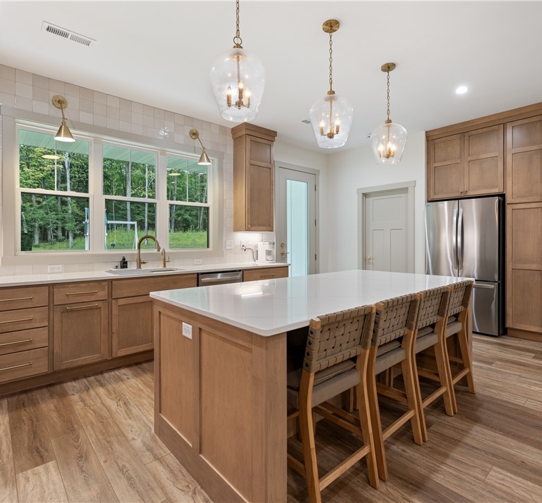 16039 366th St  Stanley WI 54768