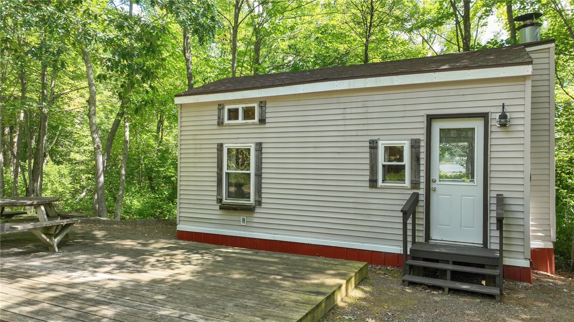 Residentialhouse for sale picture with an address of  16099 292nd Street in Cornell and a list price of 114900