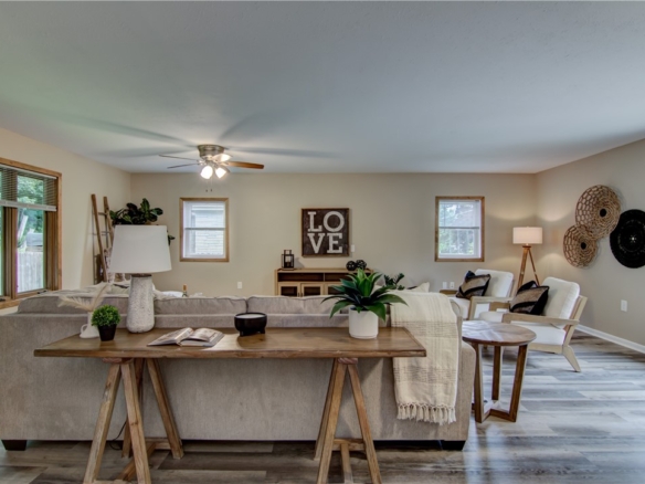 Residentialhouse for sale picture with an address of  1612 11th Street in Eau Claire and a list price of 259900