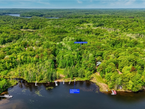 Residentialhouse for sale picture with an address of  16199 Musky Point Drive in Stone Lake and a list price of 519999