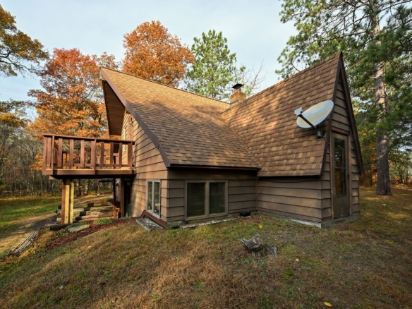 Residentialhouse for sale picture with an address of  16221 Witzig Drive in Minong and a list price of 359000