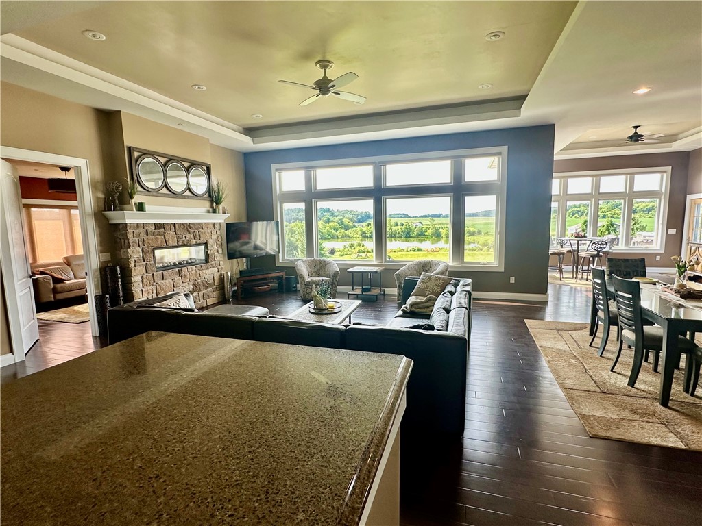 1747-Drinkman-Eau-Claire-WI-54701-1