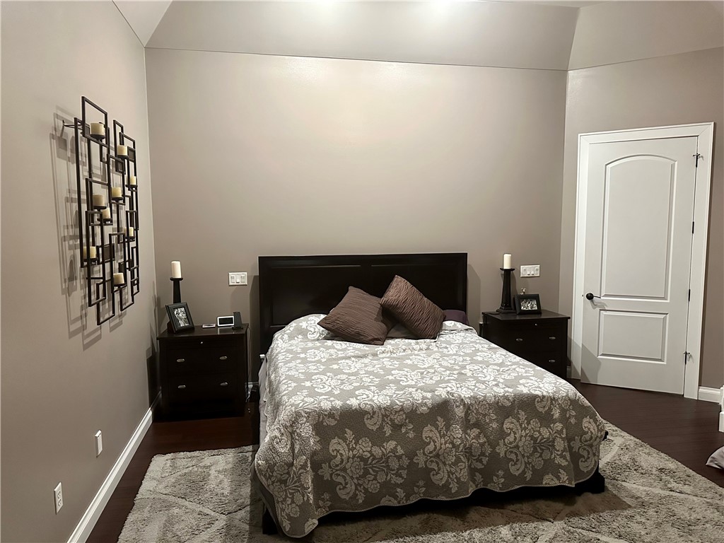 1747-Drinkman-Eau-Claire-WI-54701-5