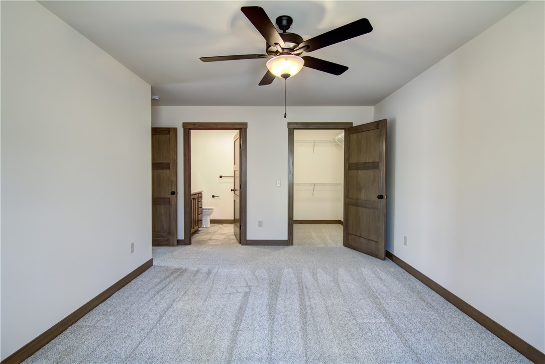 1805-11th-Menomonie-WI-54751-7