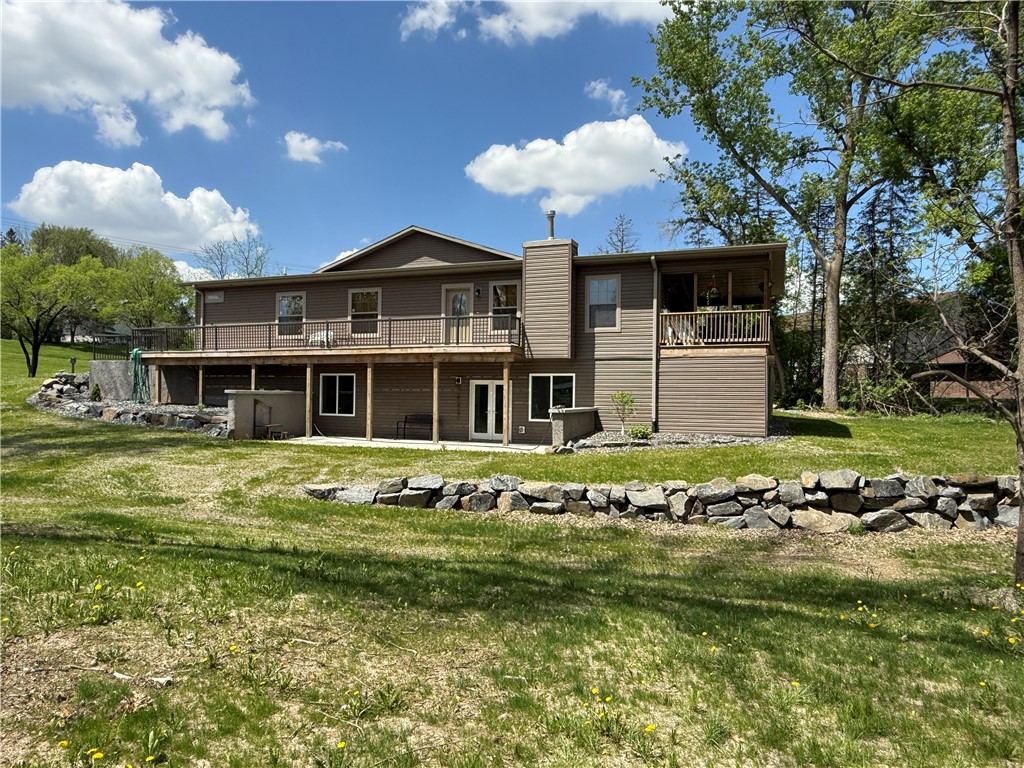 18430-Hillside-Whitehall-WI-54773-9