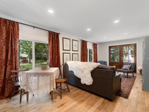 Residentialhouse for sale picture with an address of  20454 70th Avenue in Chippewa Falls and a list price of 364900