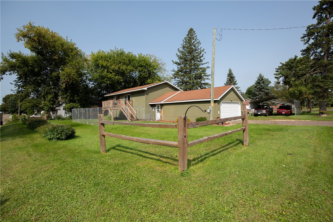 Residentialhouse for sale picture with an address of  207 1st Avenue in Milltown and a list price of 239900