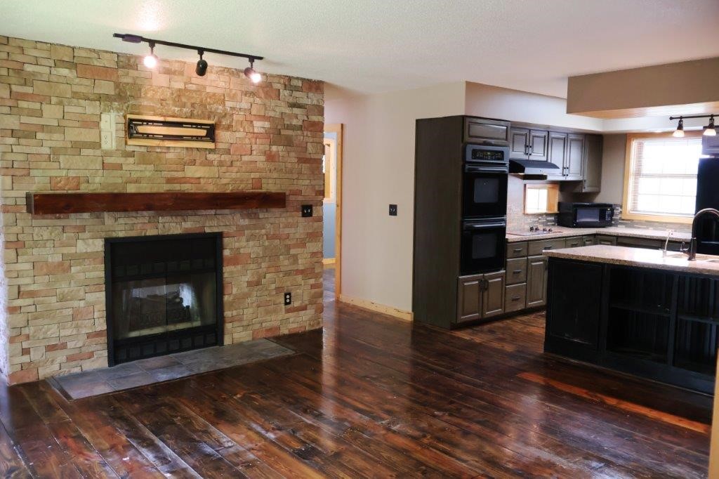 2113-80th-Somerset-WI-54025-4