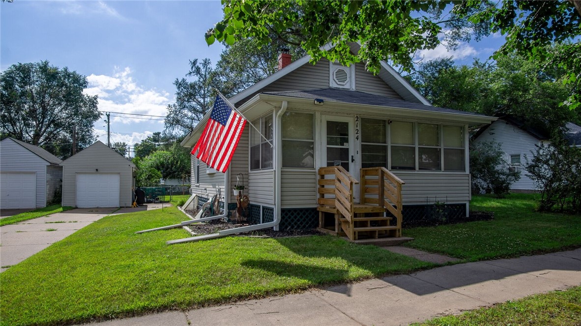 2124-8th-Eau-Claire-WI-54703-5