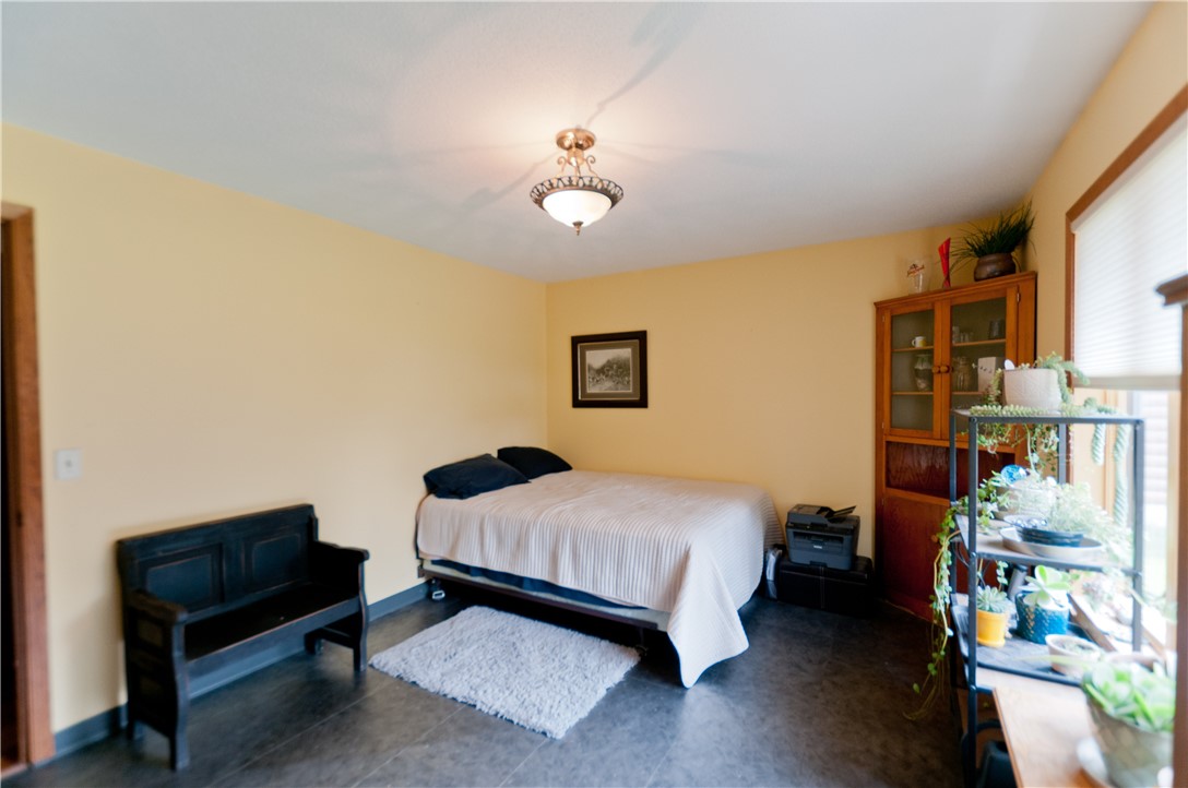 2241-18-34-Rice-Lake-WI-54868-7