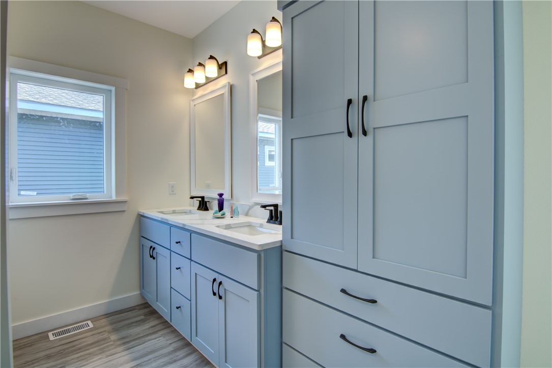 2419-116th-Chippewa-Falls-WI-54729-4