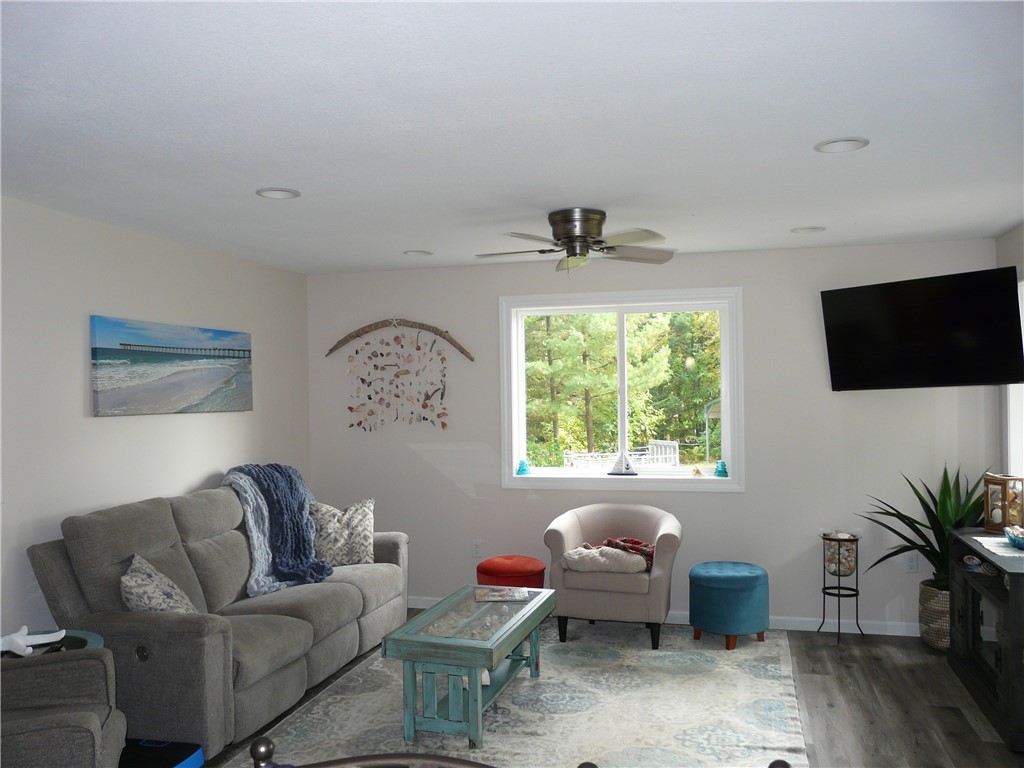 24812-Sunfish-Bay-Siren-WI-54872-2