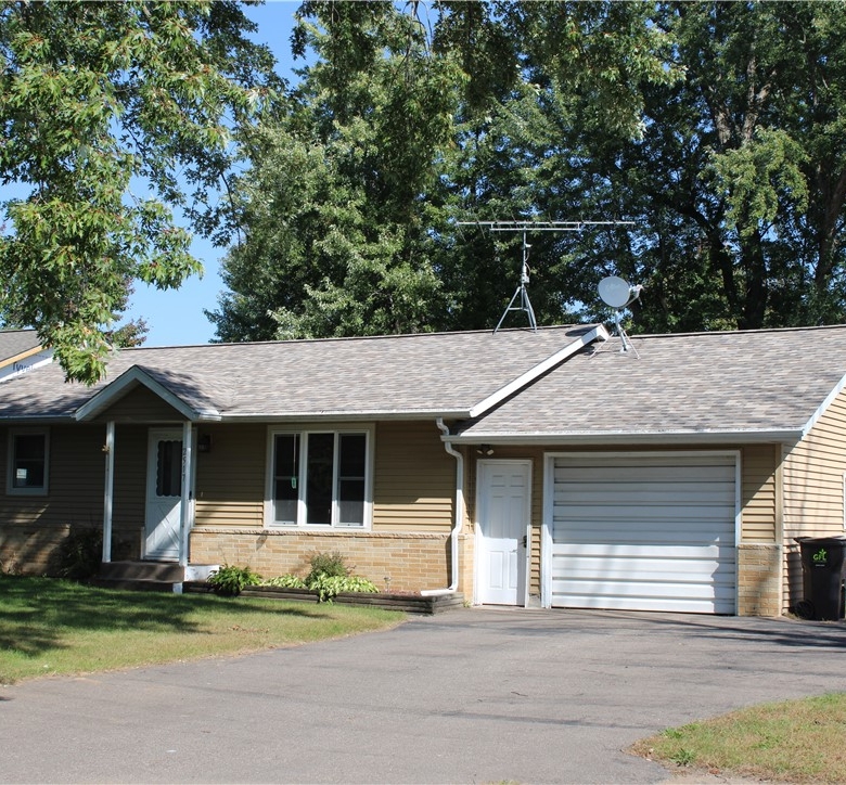 2517 Blakeley Avenue Eau Claire WI 54701