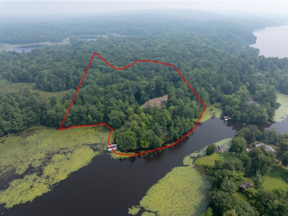 Residentialhouse for sale picture with an address of  2520 28 1/8 Street Waldman Way  in Birchwood and a list price of 1774900