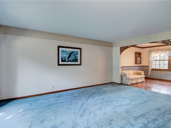 Residentialhouse for sale picture with an address of  2915 Plum Tree Circle in Menomonie and a list price of 590000