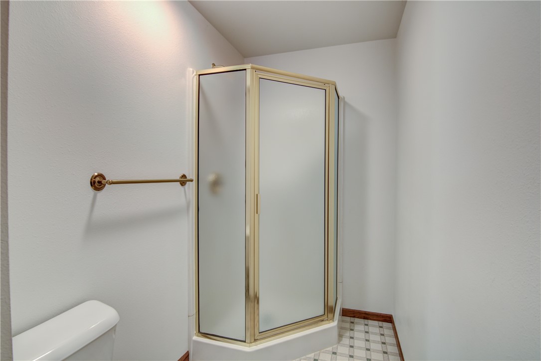 2915-Plum-Tree-Menomonie-WI-54751-8