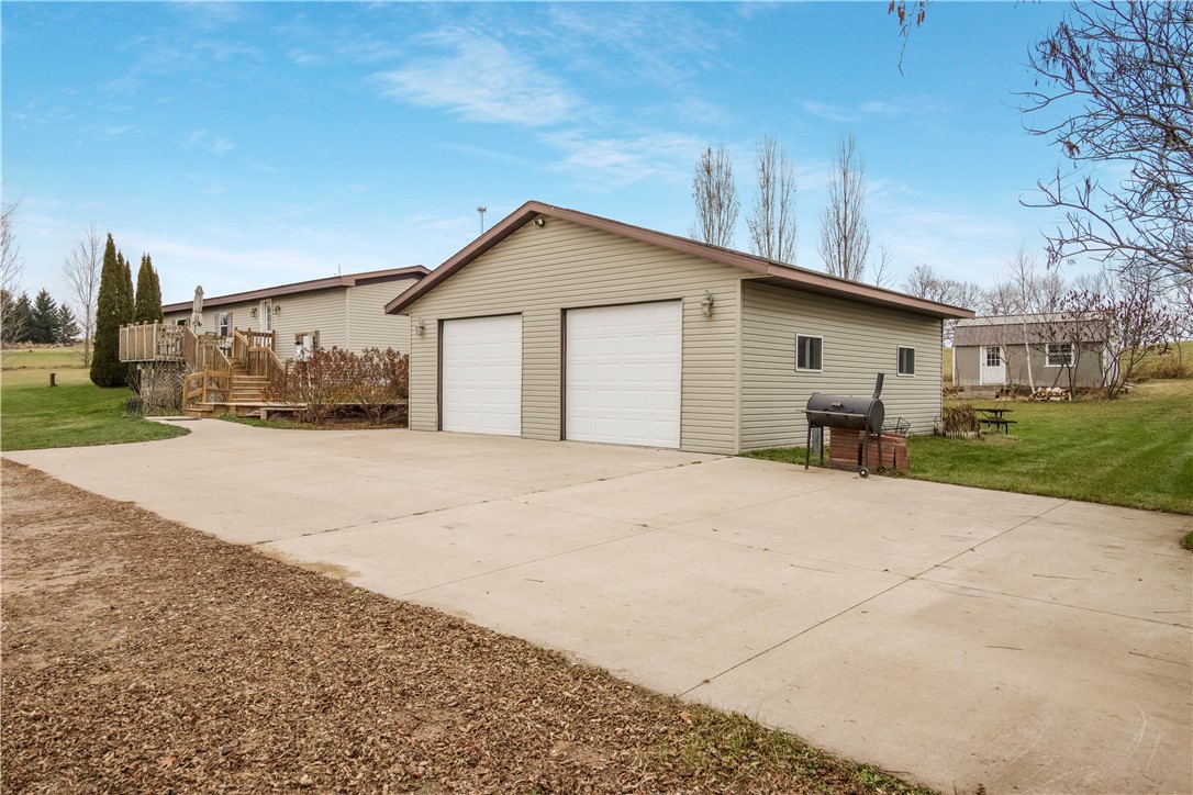 3 27 7/8 Street New Auburn WI 54757