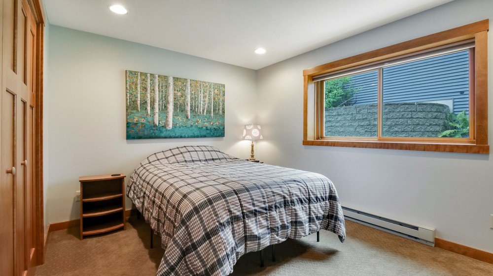 3122-Anric-Eau-Claire-WI-54701-4