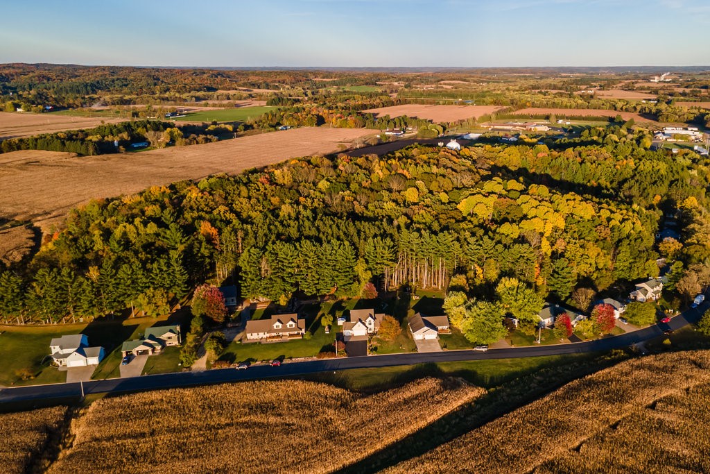 328-Nordveien-Boyceville-WI-54725-9