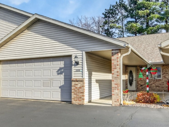 Residentialhouse for sale picture with an address of  3313 Alf Court in Eau Claire and a list price of 314900