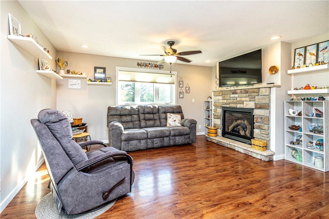 360-12th-Black-River-Falls-WI-54615-2