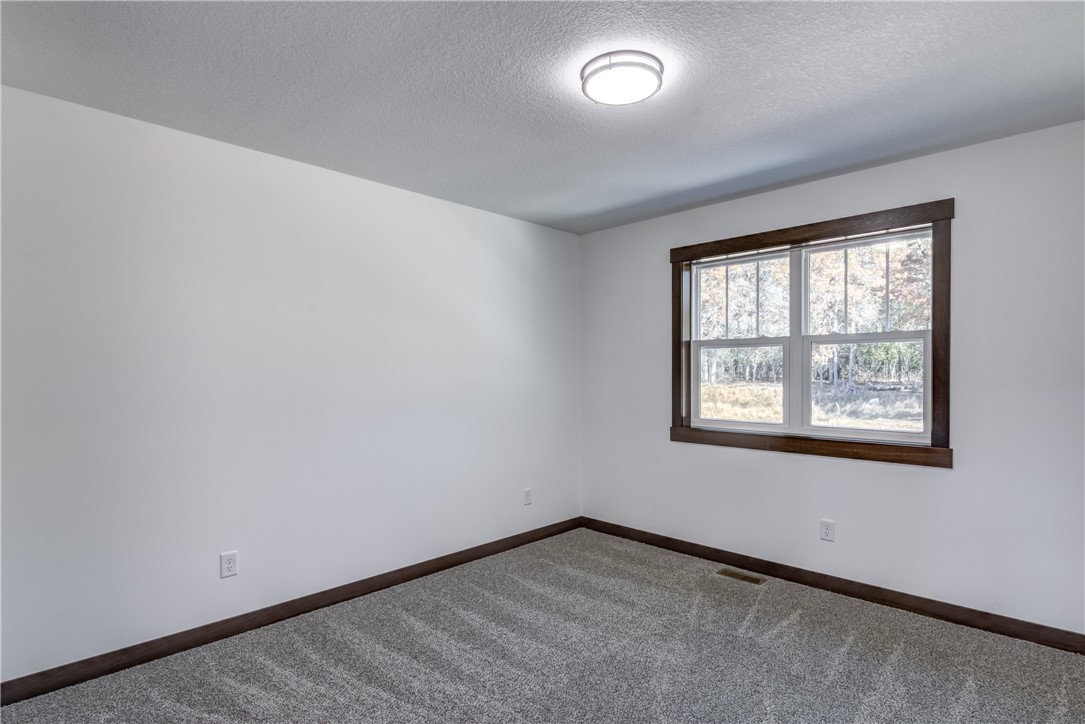 3619-114th-Chippewa-Falls-WI-54729-5