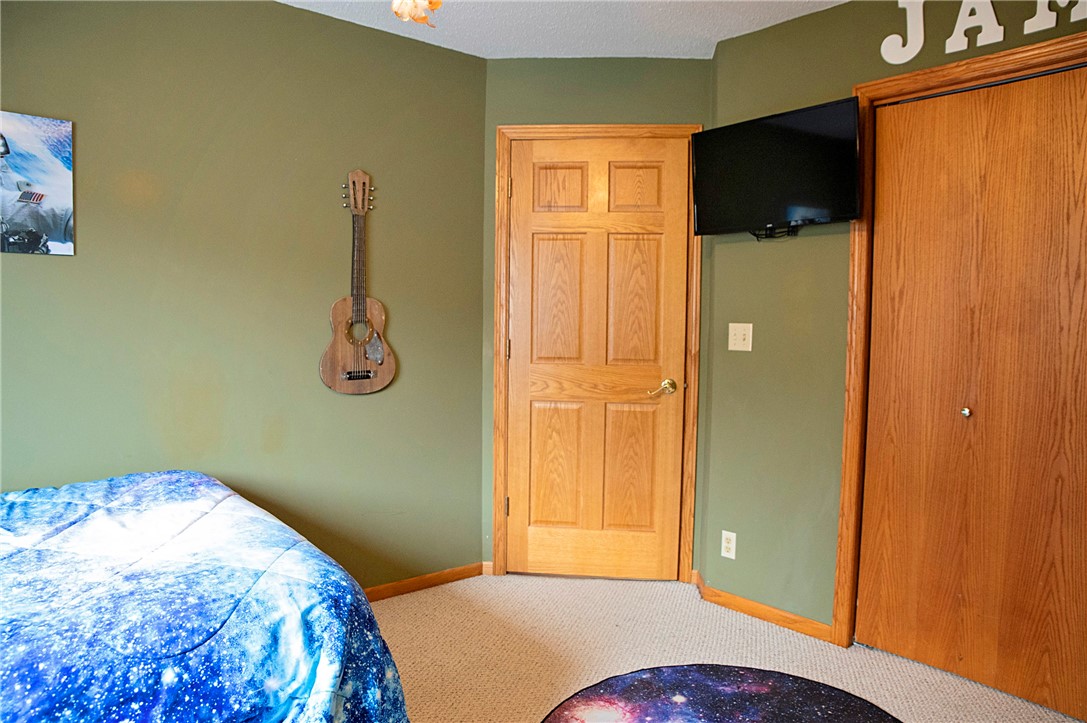 3638-Parkside-Eau-Claire-WI-54701-6