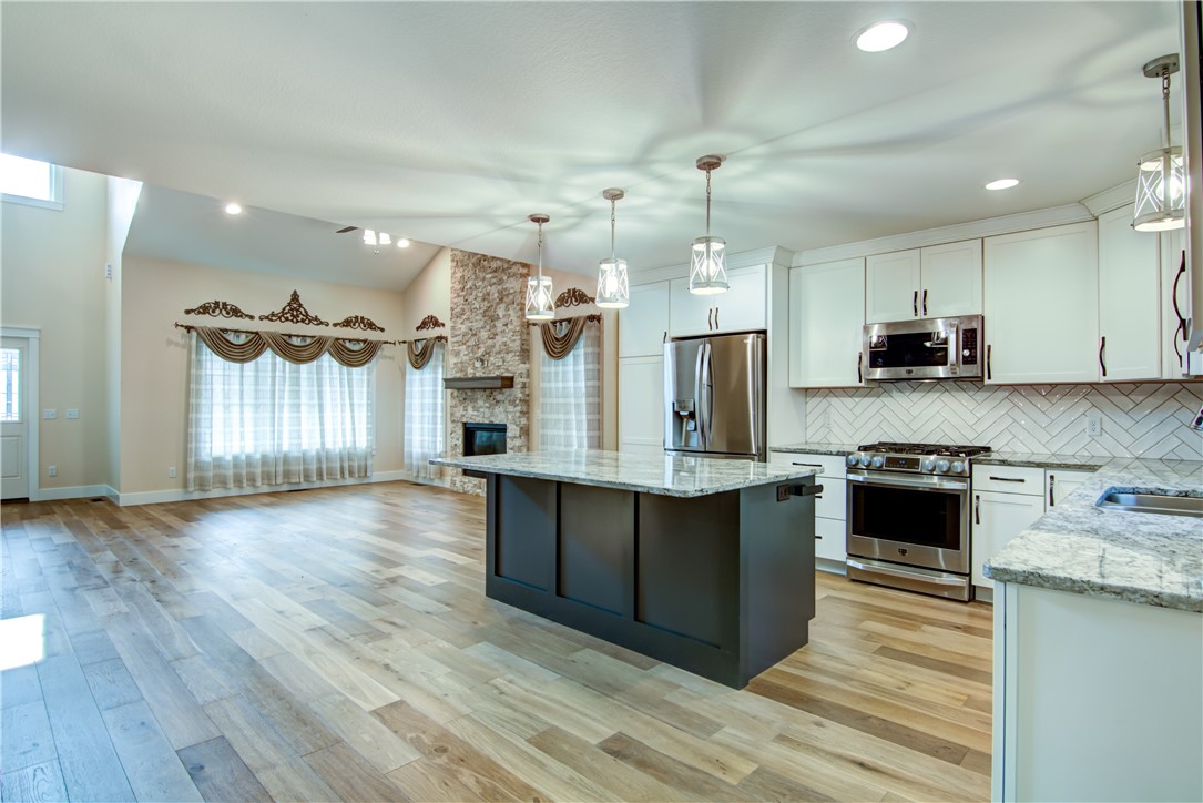 Residentialhouse for sale picture with an address of  3746 Crest Ridge Court in Eau Claire and a list price of 699900