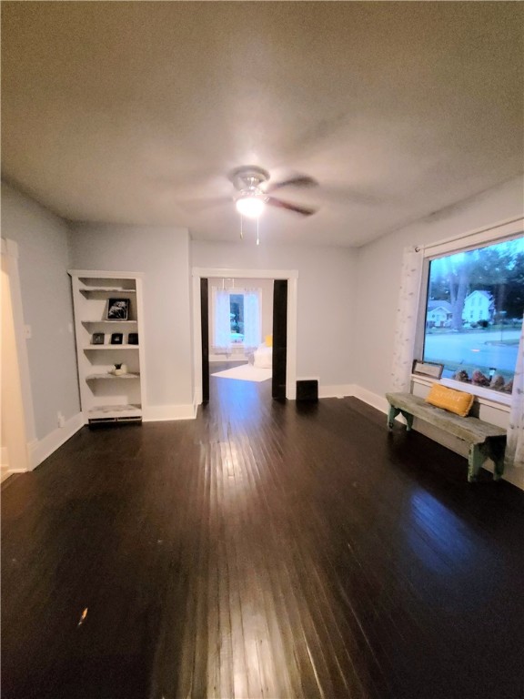 400-Oak-Neillsville-WI-54456-4