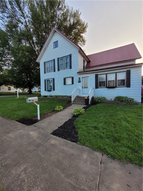 400-Oak-Neillsville-WI-54456-8