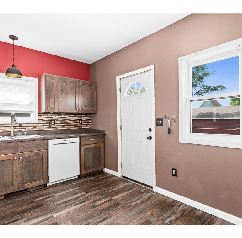 4022 2nd Street Superior WI 54880