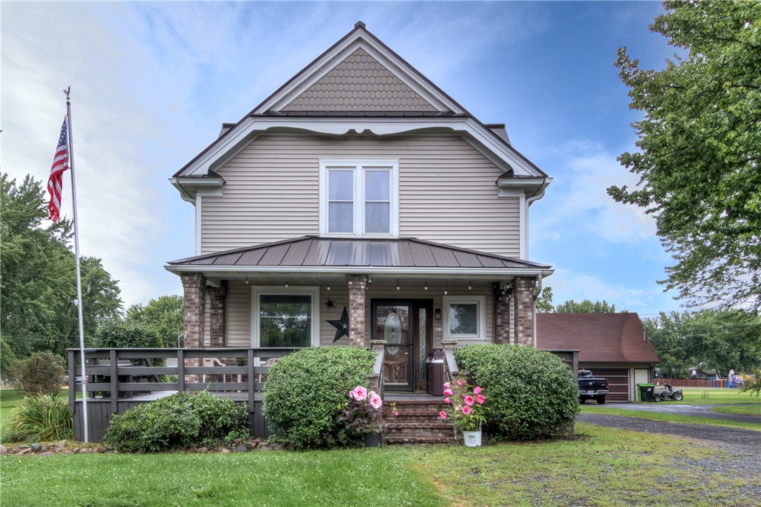 Wisconsin property for sale listing in Thorp Residentialhouse for sale picture with an address of 413 Stanley Street in Thorp and a list price of 249900