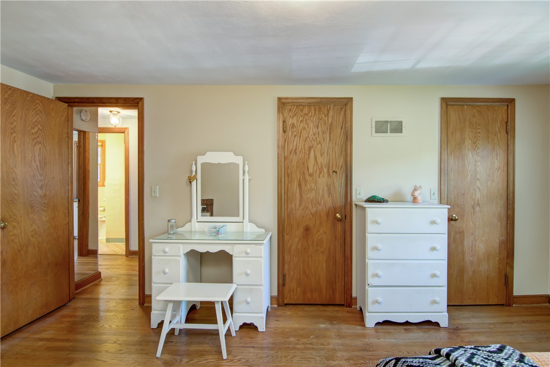 422-Roosevelt-Eau-Claire-WI-54701-5