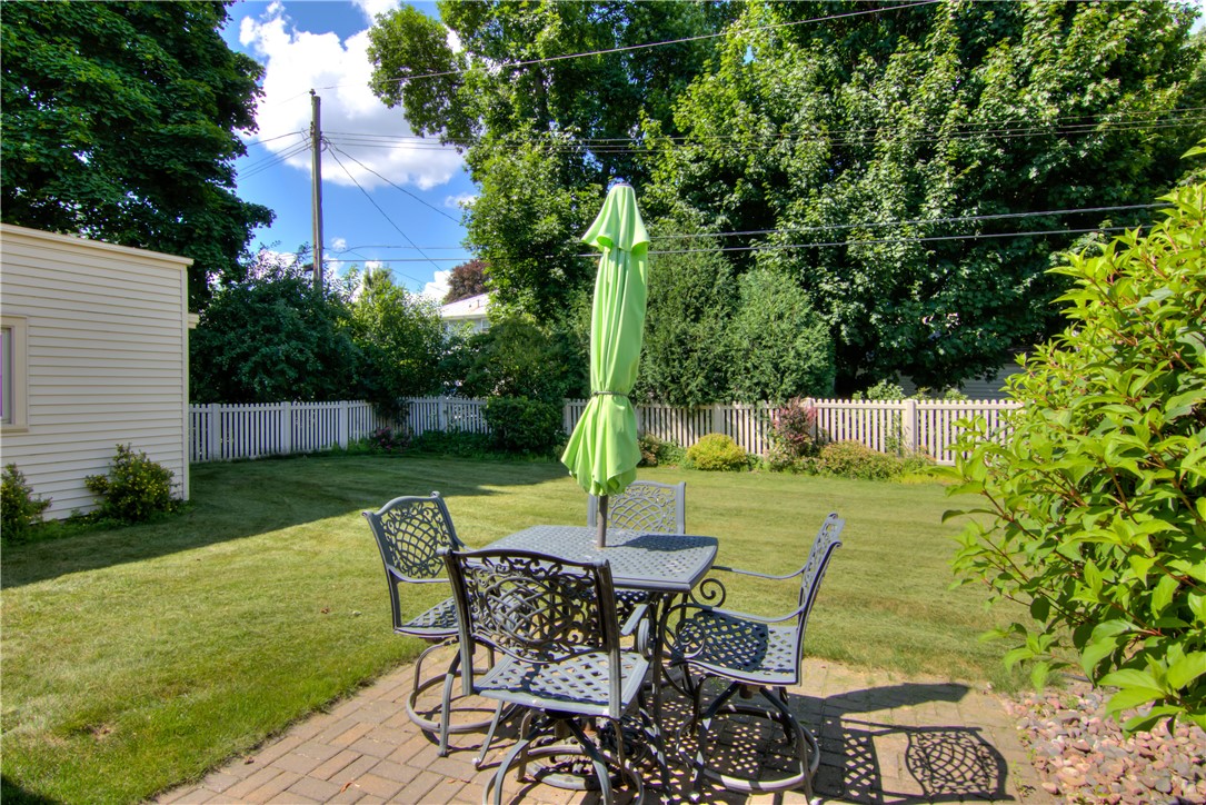 422-Roosevelt-Eau-Claire-WI-54701-6