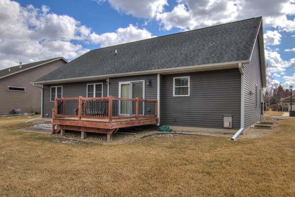 4240-Clay-Eau-Claire-WI-54701-6