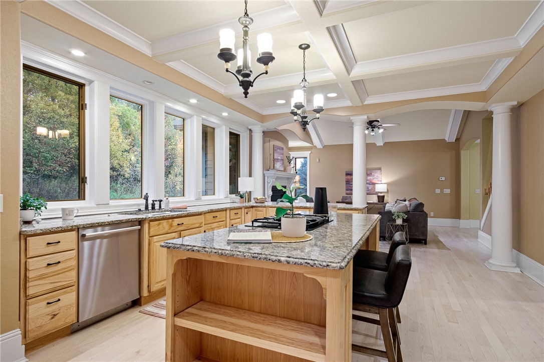 4616-Oakwood-Hills-Eau-Claire-WI-54701-3