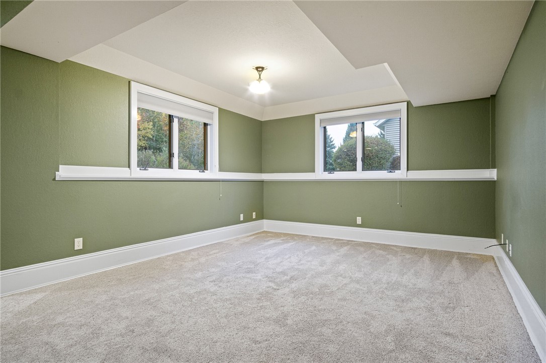 4616-Oakwood-Hills-Eau-Claire-WI-54701-7