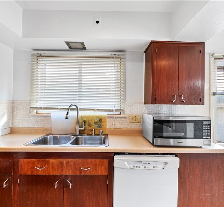 4639 N 75th Street Milwaukee WI 53218