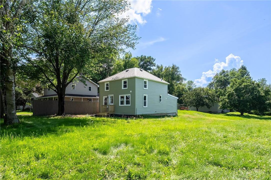 488-Minneapolis-Ave-Amery-WI-54001-1