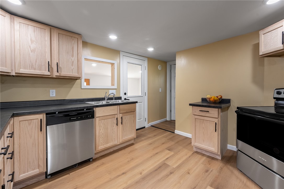 488-Minneapolis-Ave-Amery-WI-54001-4