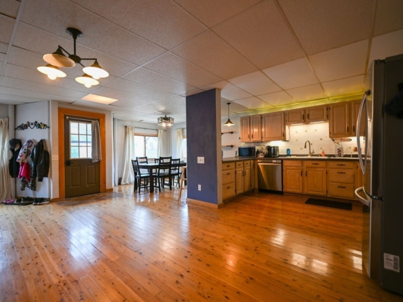 Residentialhouse for sale picture with an address of  510 1st Street in Shell Lake and a list price of 185000