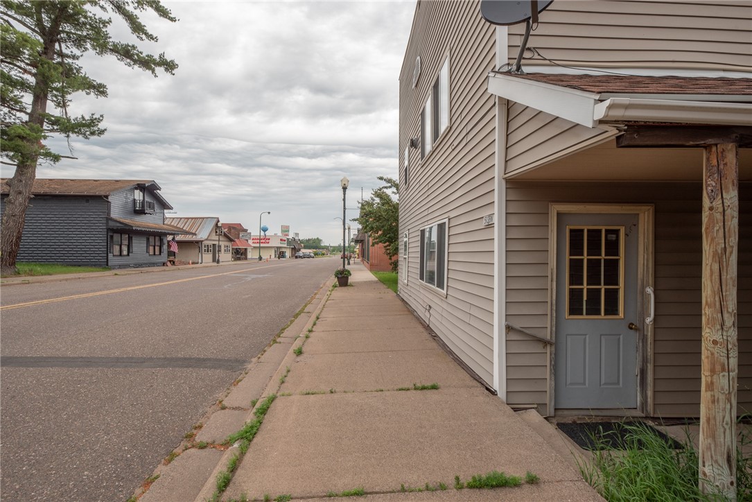 5138N-Main-Winter-WI-54896-1