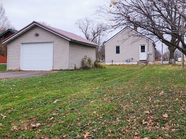 515 5th Street Luck WI 54853