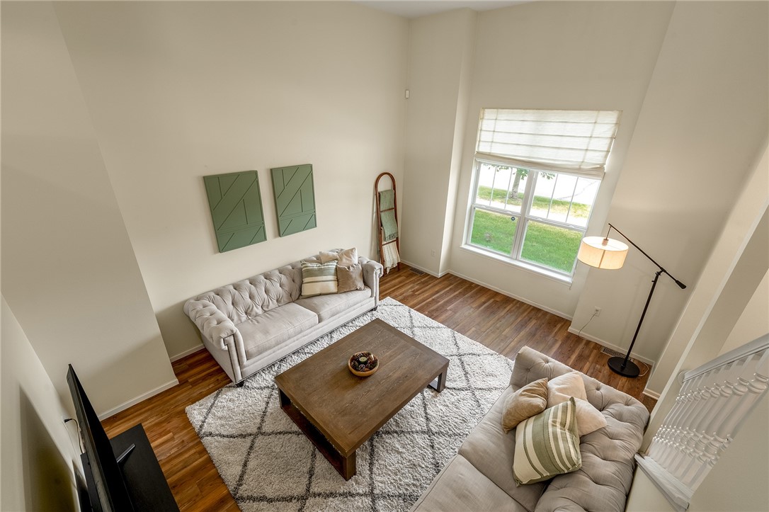 5221-Stonewood-Eau-Claire-WI-54703-2