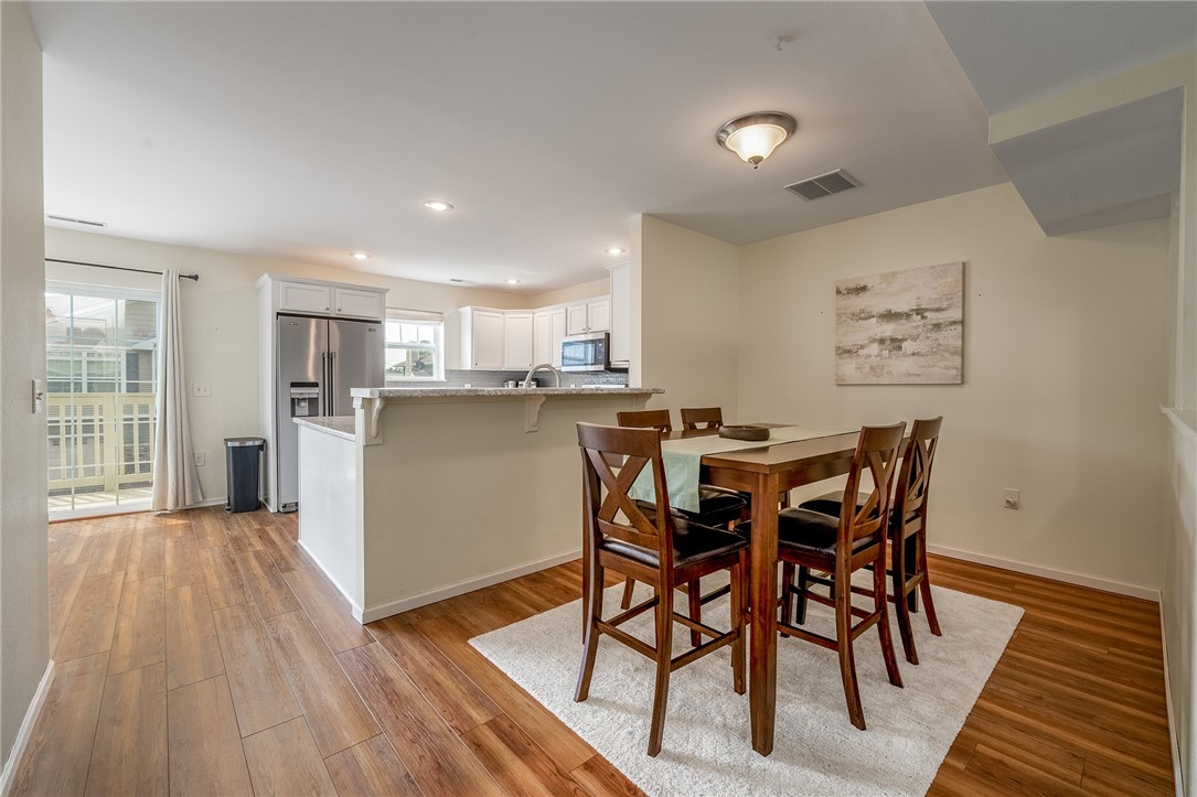 5221-Stonewood-Eau-Claire-WI-54703-3