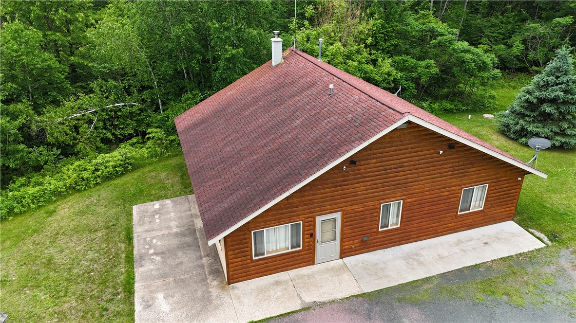 Residentialhouse for sale picture with an address of  5853 Markville Road in Danbury and a list price of 375000