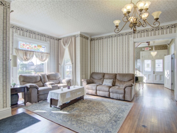 Residentialhouse for sale picture with an address of  603 Bay Street in Chippewa Falls and a list price of 380000