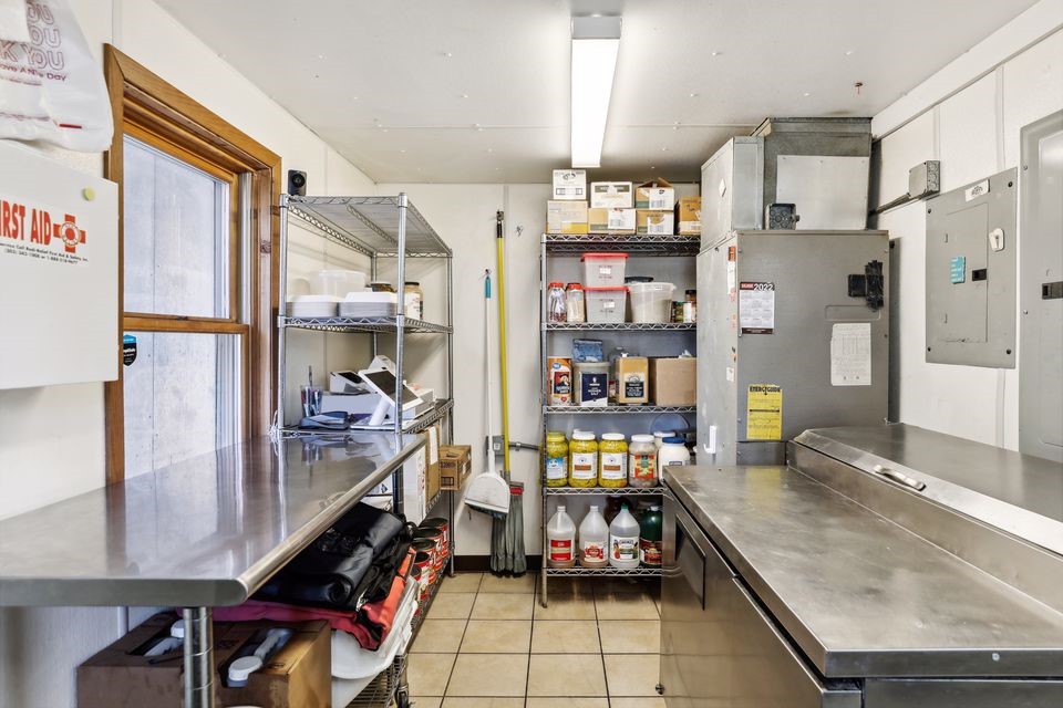 613 E La Salle Avenue Barron WI 54812 — photo 10